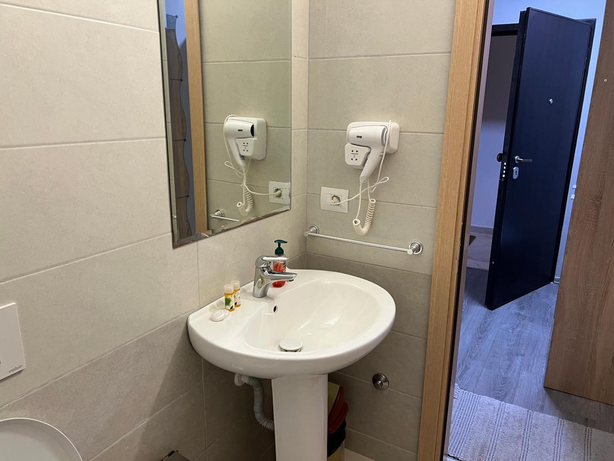 Apartamente Oslo Vlorë Екстериор снимка