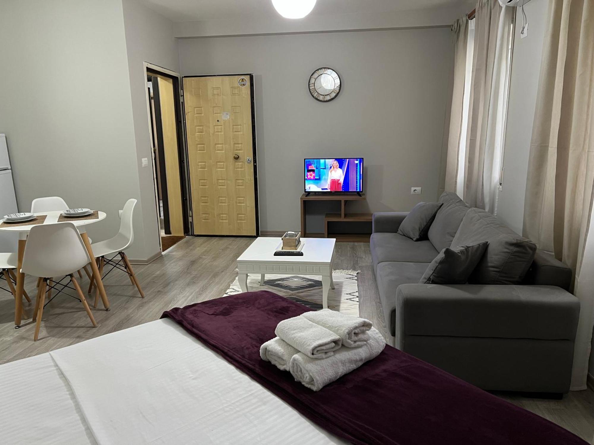 Apartamente Oslo Vlorë Екстериор снимка