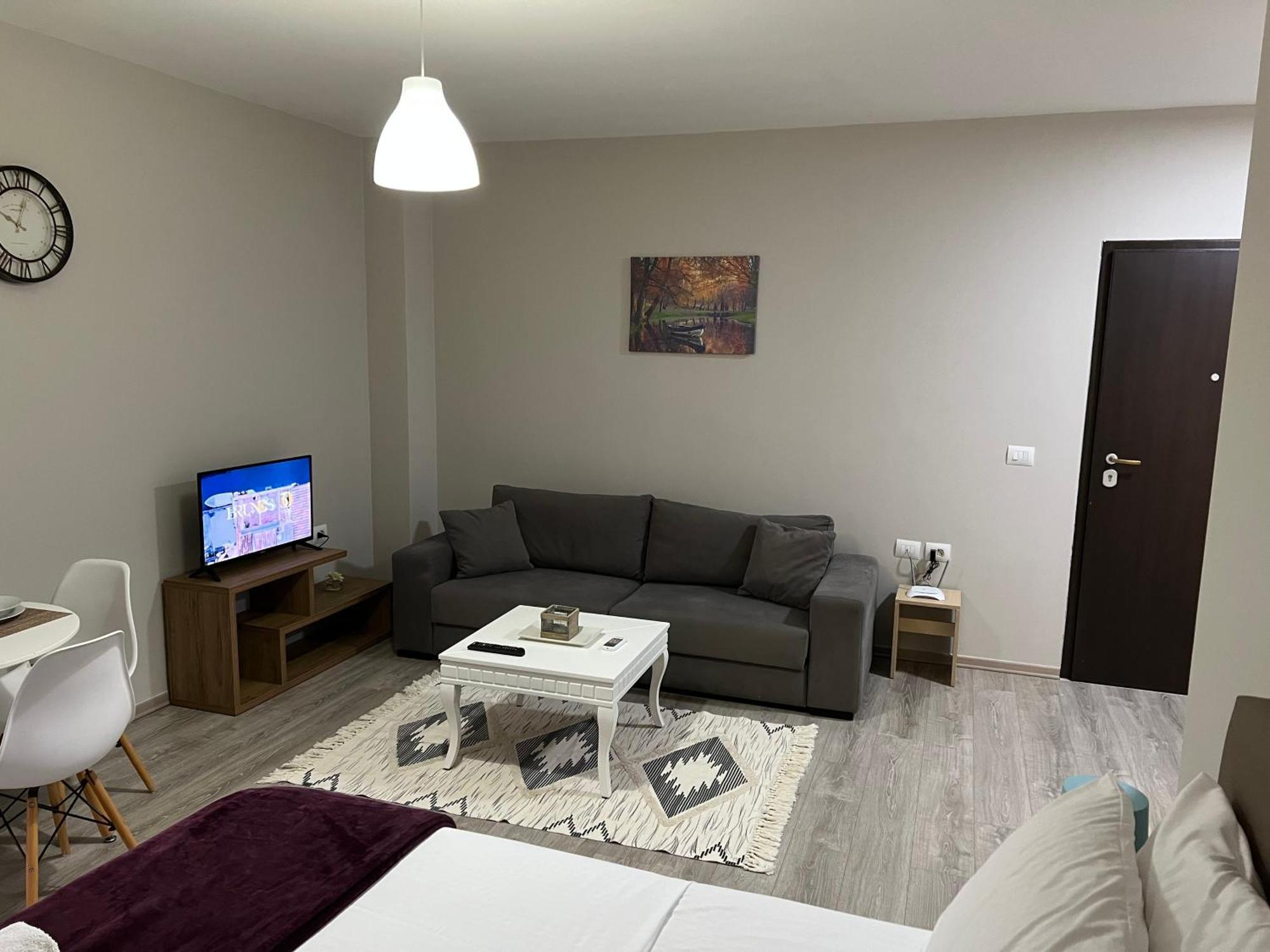 Apartamente Oslo Vlorë Екстериор снимка