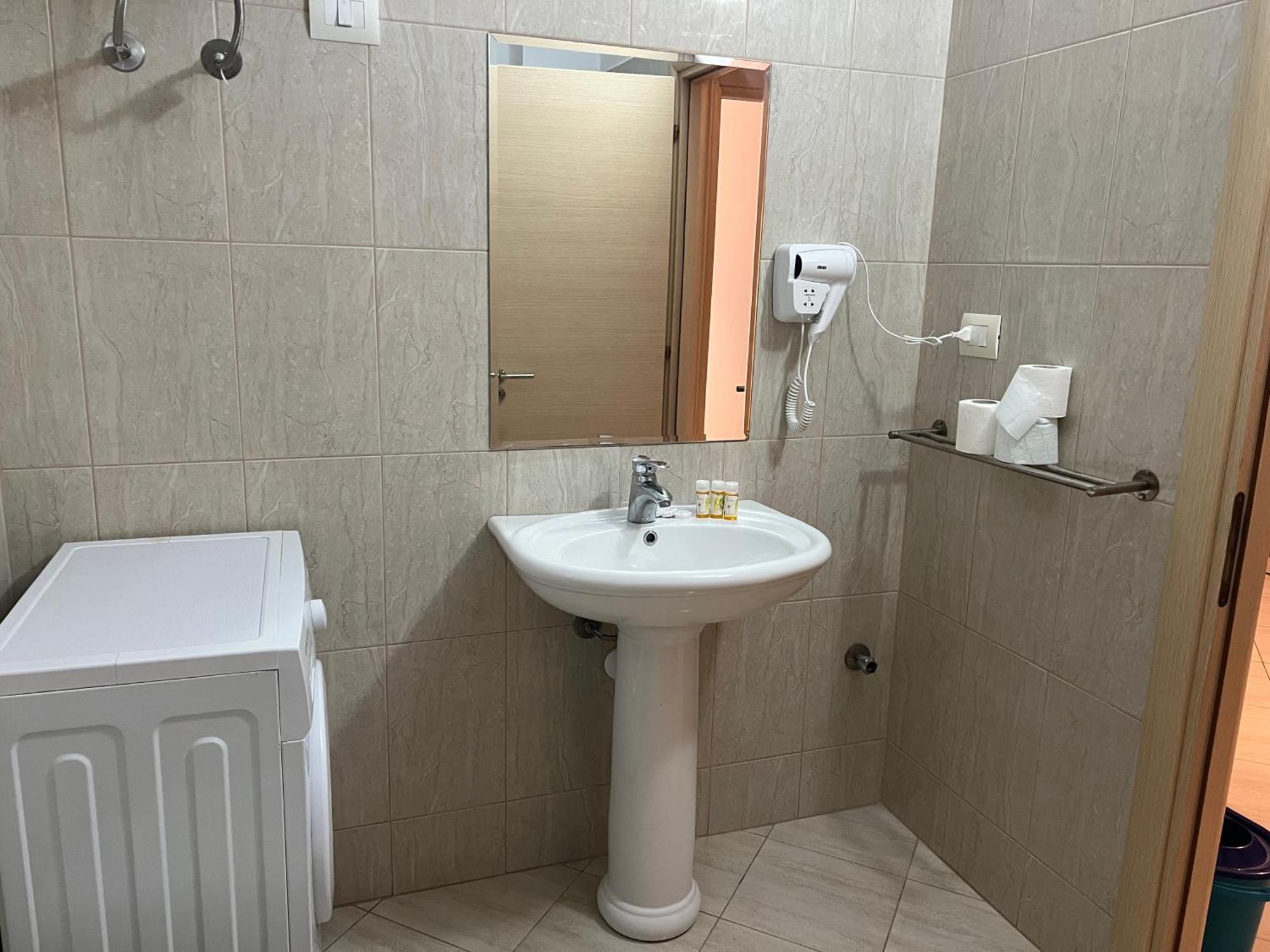 Apartamente Oslo Vlorë Екстериор снимка